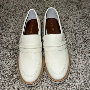 Maurice’s Women’s Super Cush Cream Color Loafer